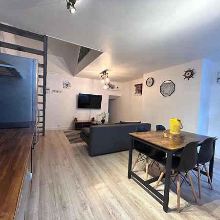 Appartamento La Casa Tres - Cosy In The Very Centre Port Cherbourg-en-Cotentin Esterno foto