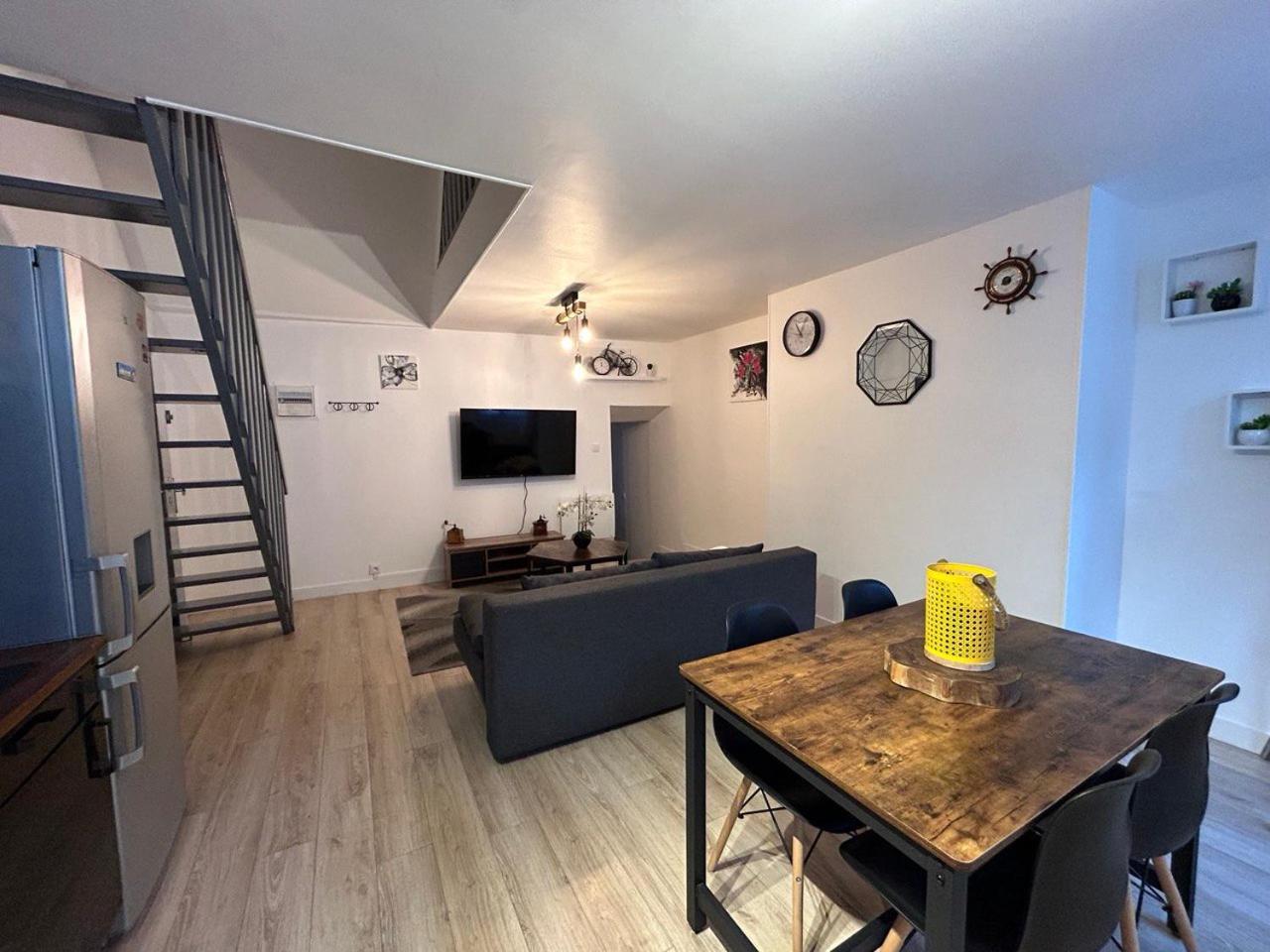 Appartamento La Casa Tres - Cosy In The Very Centre Port Cherbourg-en-Cotentin Esterno foto